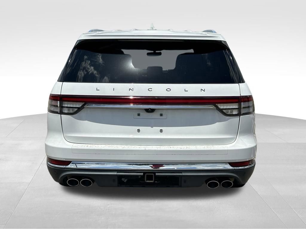 Used 2021 Lincoln Aviator Reserve w/ Equipment Group 202A AWD/4WD image 4