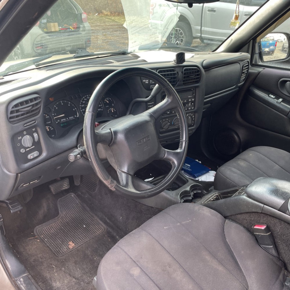 Used 2003 GMC Sonoma SLS w/ SLS Preferred Equipment Group image 13