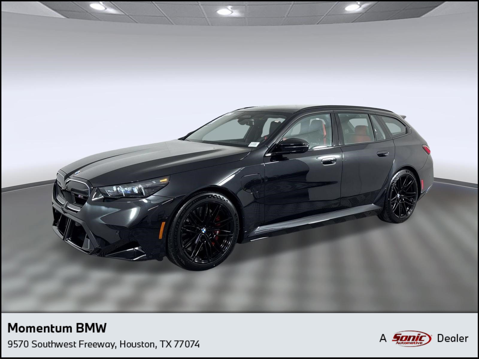 New 2027 BMW M5 Touring AWD/4WD image 1