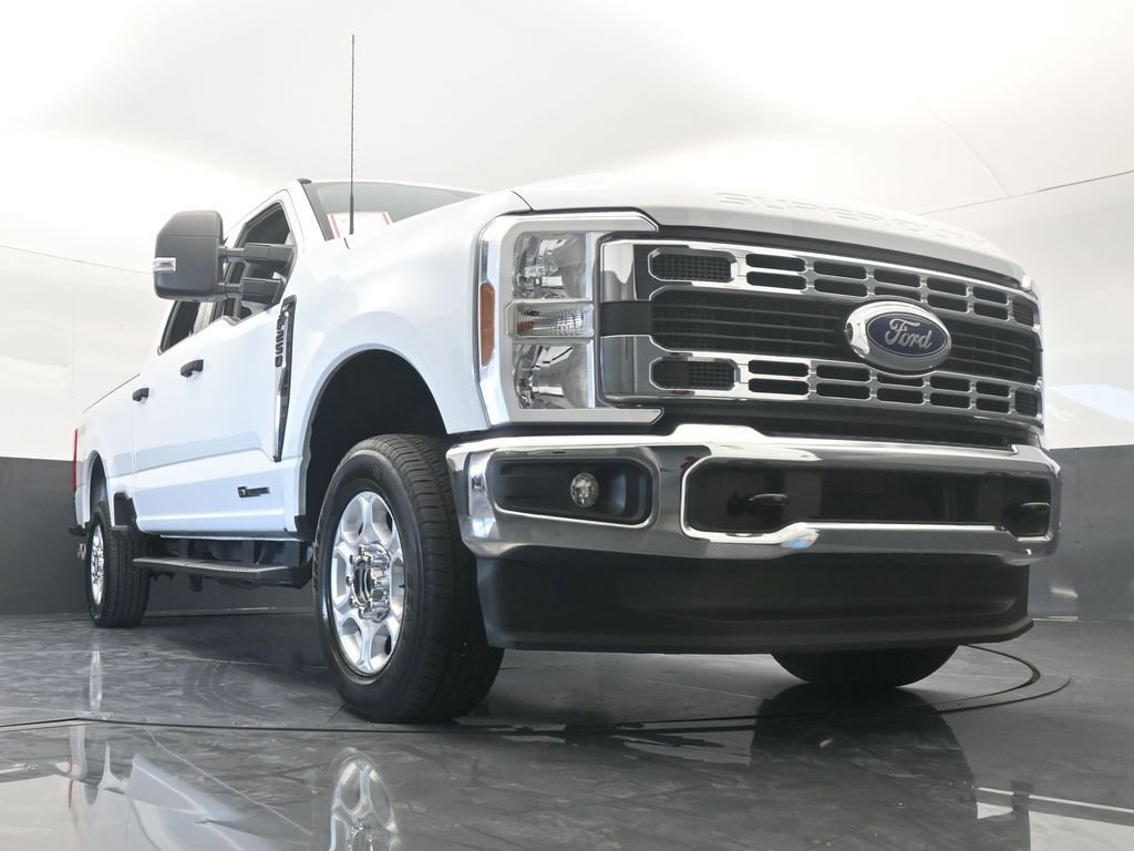 Used 2025 Ford F250 XLT image 68