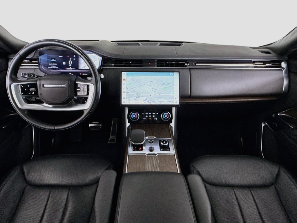 Used 2023 Land Rover Range Rover Autobiography AWD/4WD image 9
