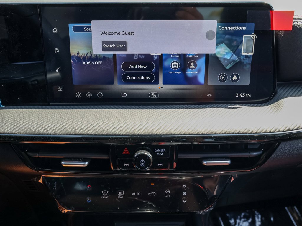 New 2026 Nissan Kicks SR FWD image 29