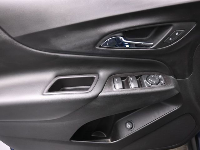 Used 2020 Chevrolet Equinox LT w/ Driver Convenience Package image 13