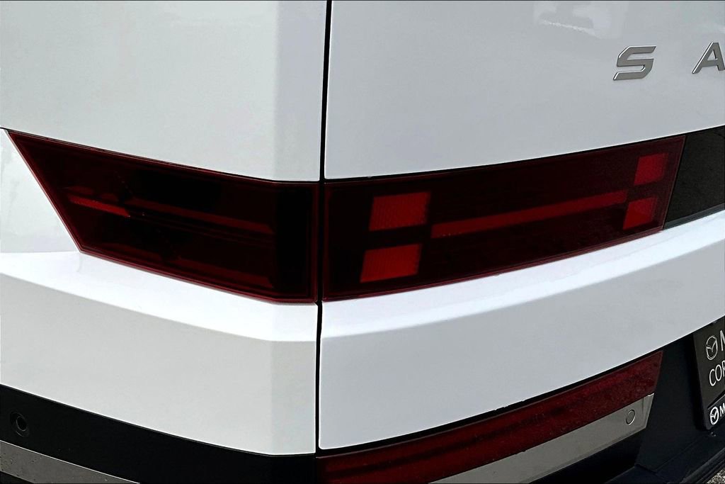 Used 2025 Hyundai Santa Fe Limited image 23