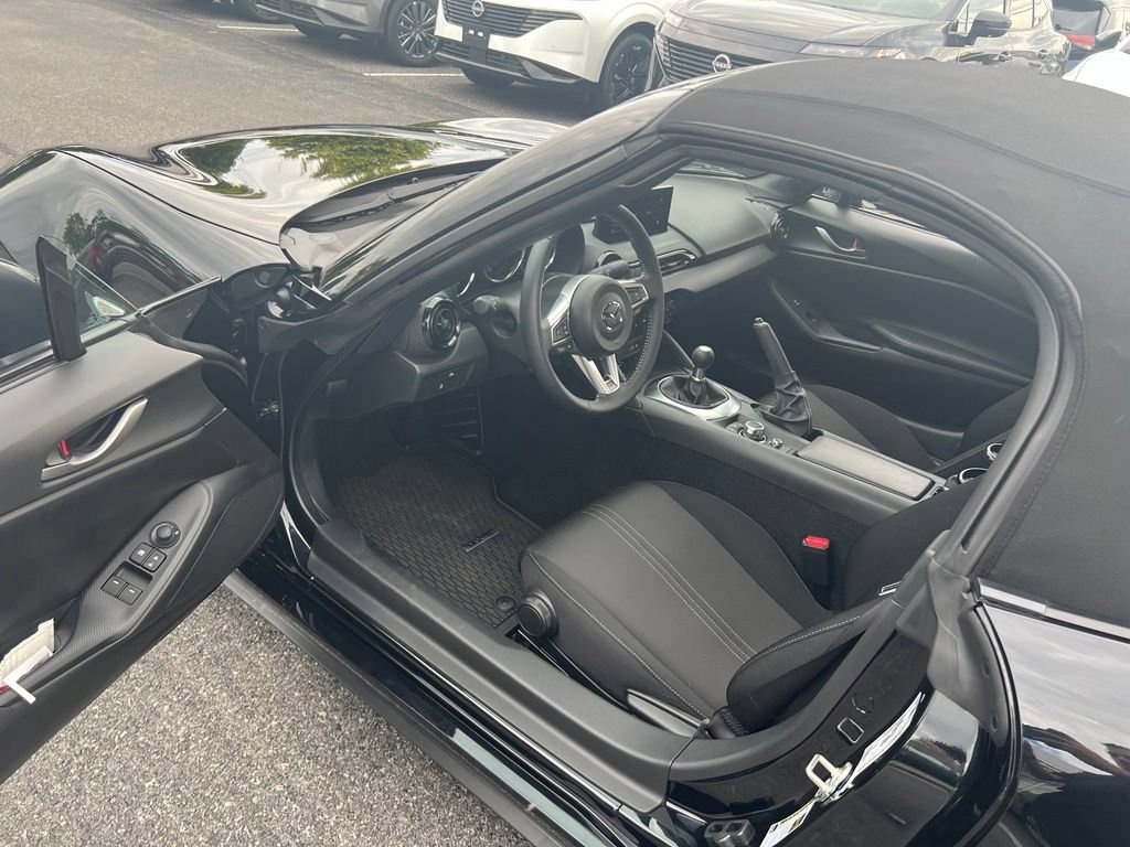 Used 2024 MAZDA MX-5 Miata Sport RWD image 22