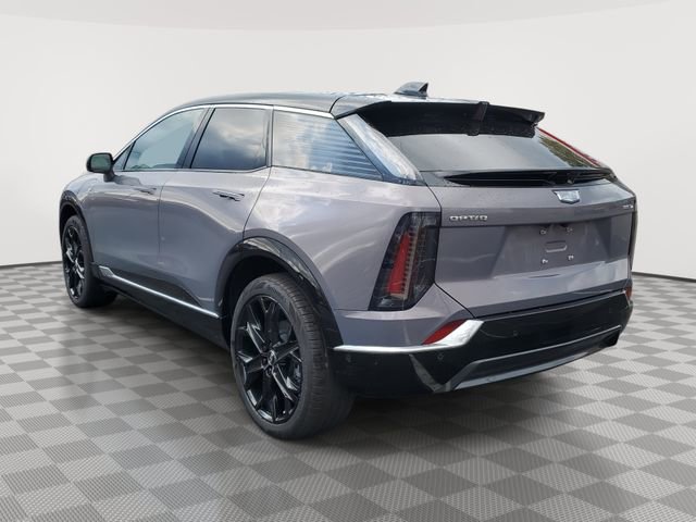 New 2025 Cadillac Optiq Luxury 1 w/ LPO, ONYX Package image 4