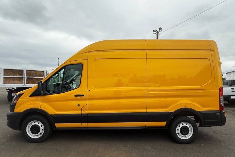 Used 2023 Ford Transit 250 148 High Roof w/ Load Area Protection Package RWD image 6