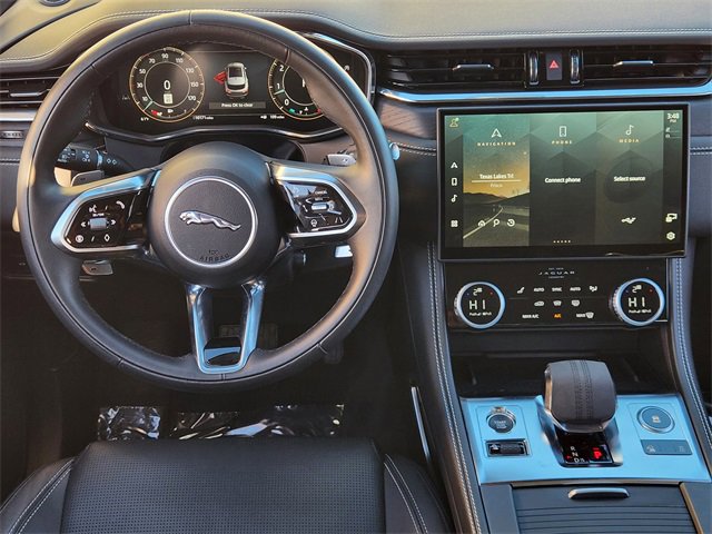 Used 2025 Jaguar F-PACE R-Dynamic S image 26