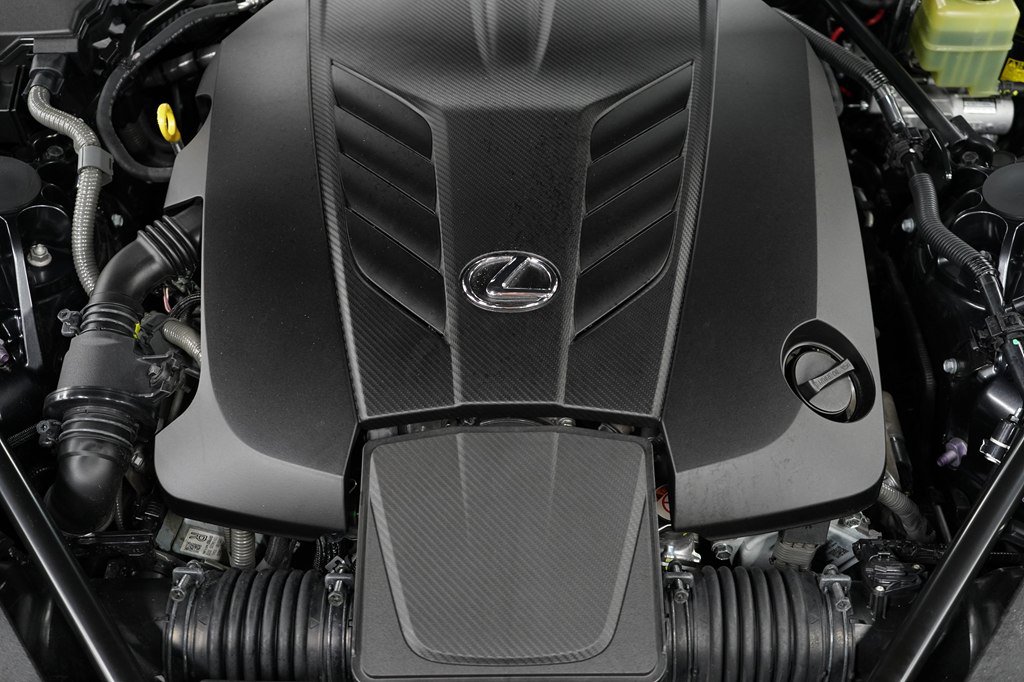 Used 2018 Lexus LC 500 Coupe w/ Touring Package RWD image 27