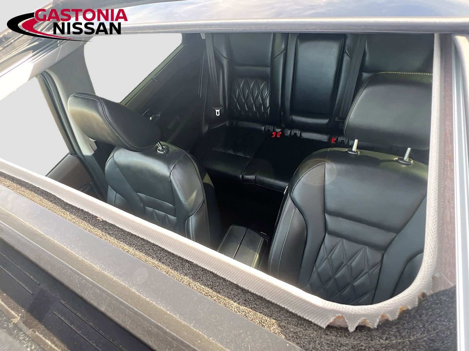 Used 2023 Nissan Rogue Platinum image 30