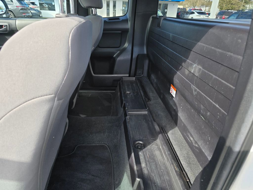 Used 2022 Toyota Tacoma SR image 12
