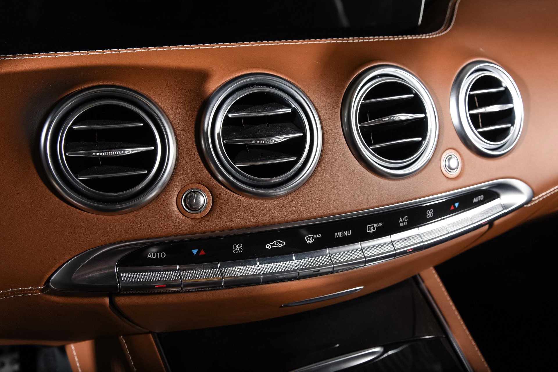 Used 2018 Mercedes-Benz S 63 AMG 4MATIC Coupe image 20