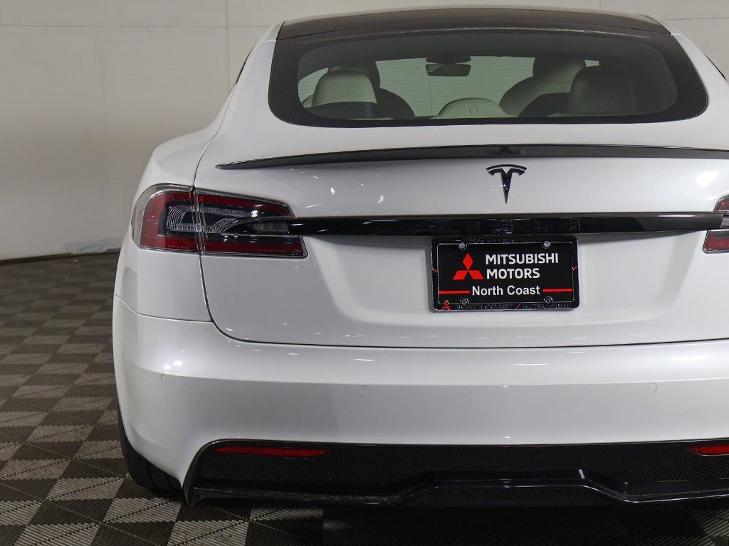 Used 2021 Tesla Model S Plaid image 17