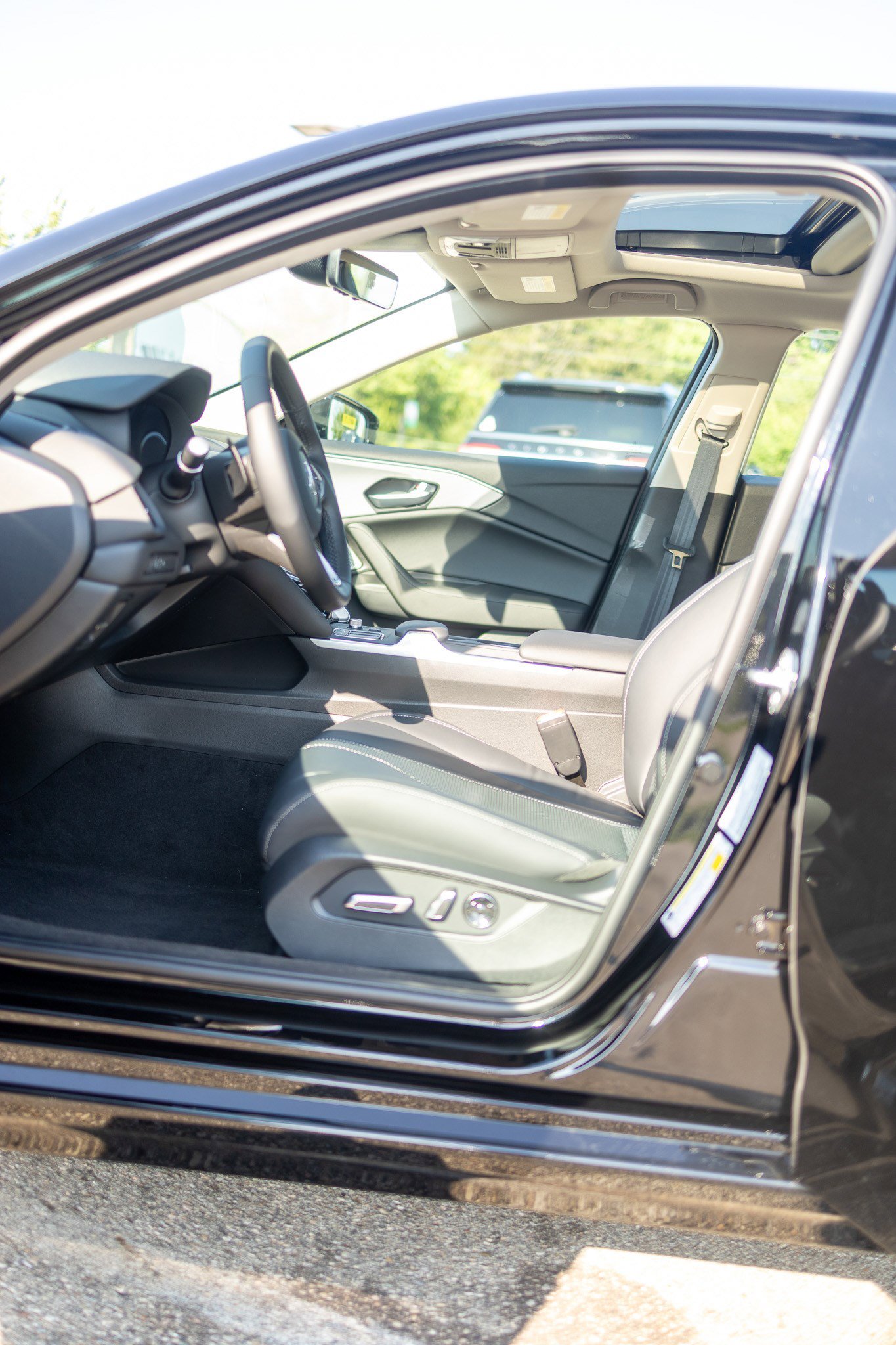 New 2025 Acura TLX w/ Technology Package image 35