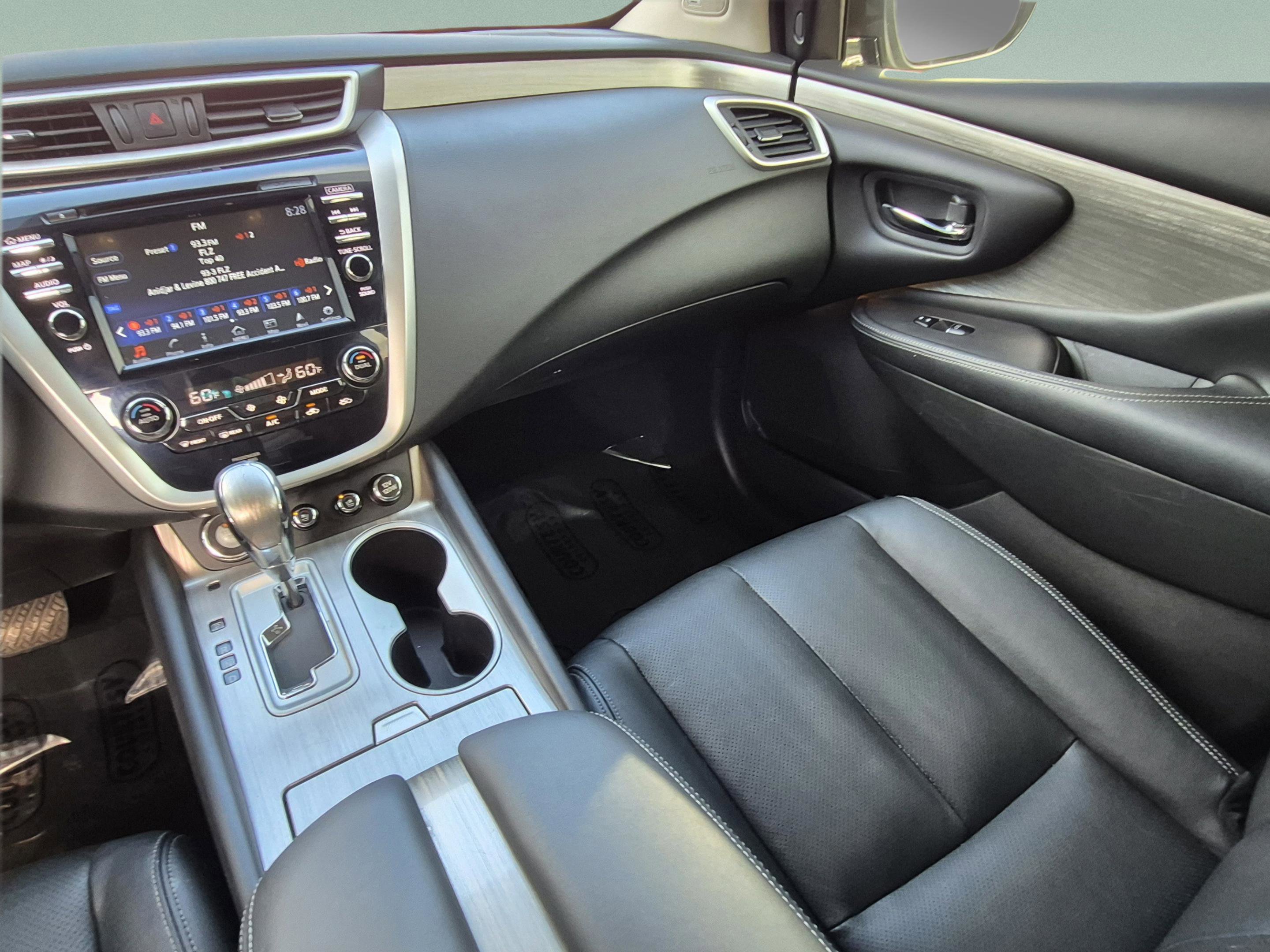 Used 2016 Nissan Murano Platinum w/ Platinum Technology Package FWD image 14