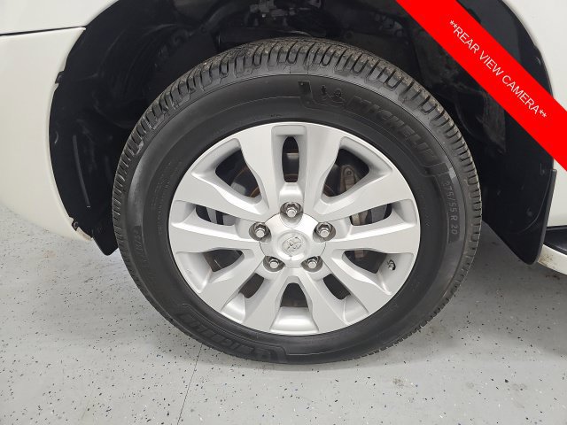 Used 2019 Toyota Sequoia Platinum AWD/4WD image 9