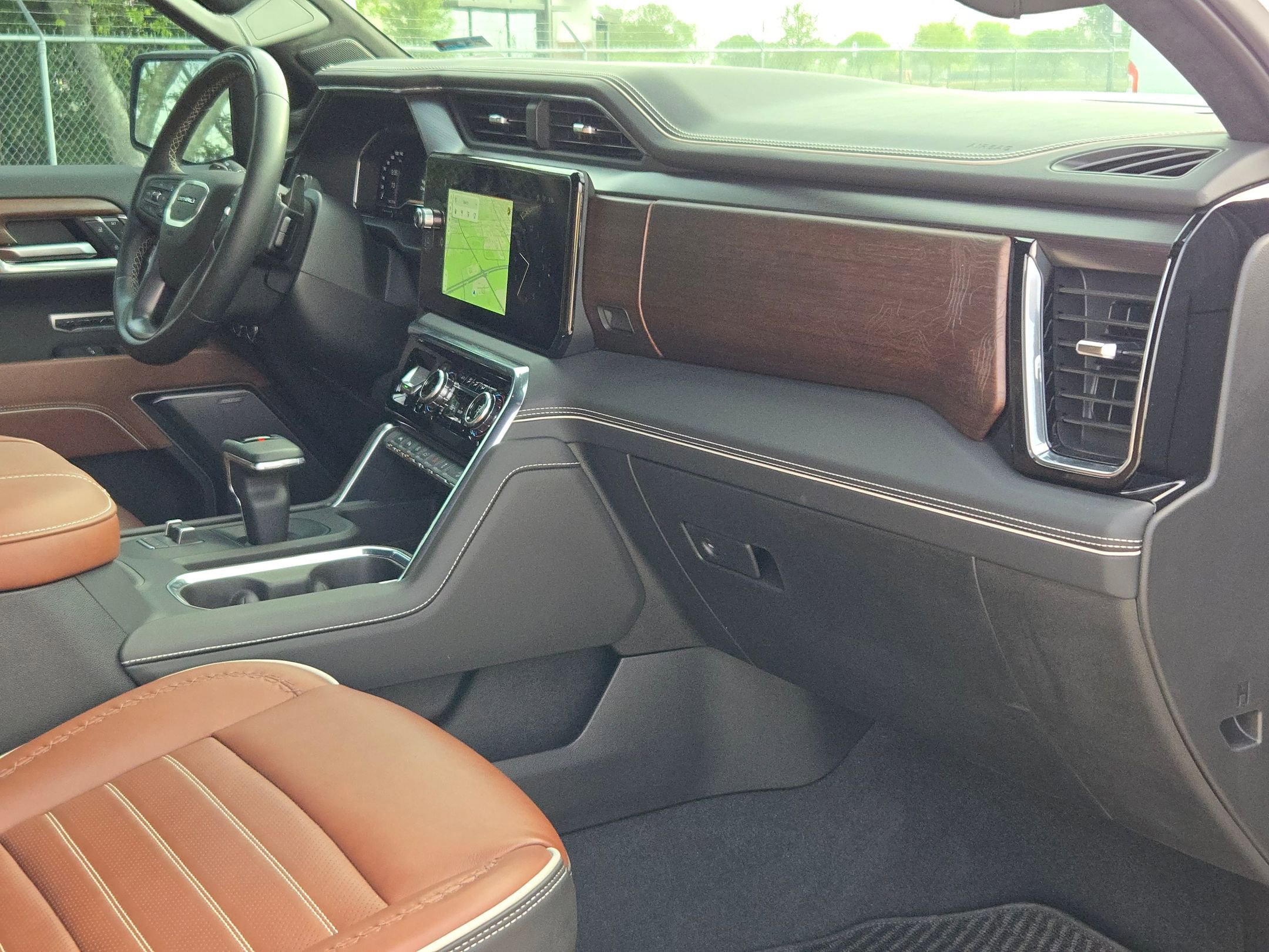 Used 2025 GMC Sierra 1500 Denali Ultimate image 30