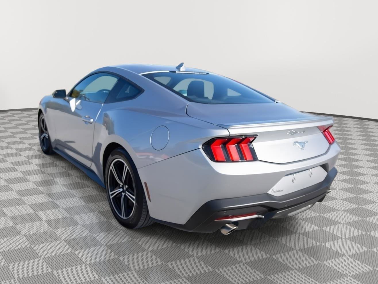 Used 2024 Ford Mustang Premium image 6