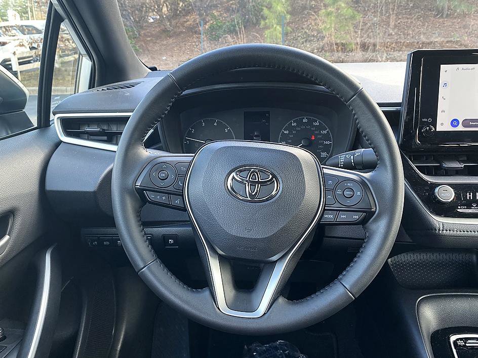Used 2025 Toyota Corolla SE image 21