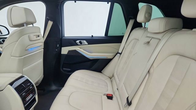 Used 2022 BMW X5 xDrive45e w/ M Sport Package image 29