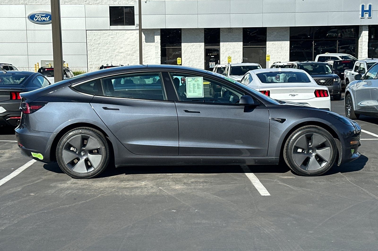 Used 2023 Tesla Model 3 Standard Range RWD image 3