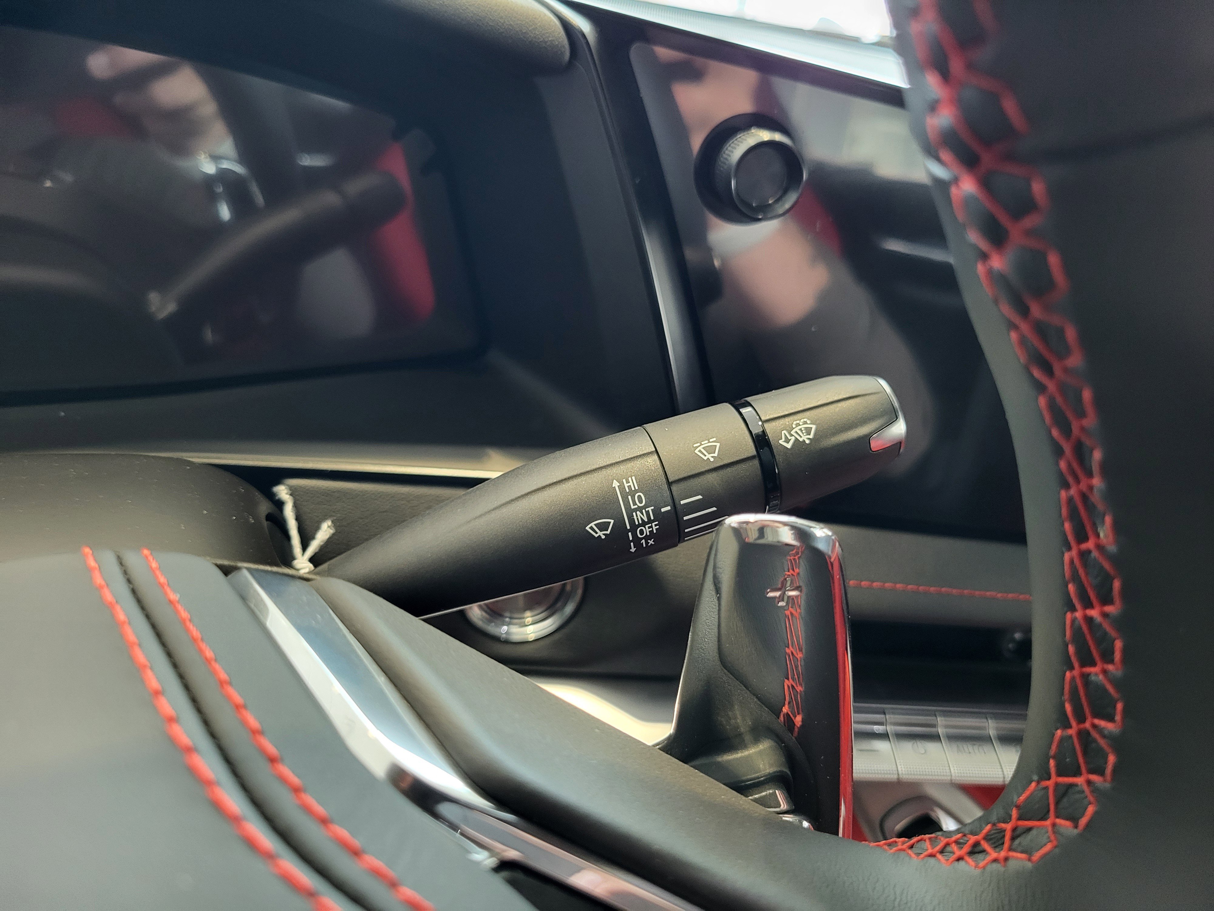 New 2026 Chevrolet Corvette E-Ray image 18