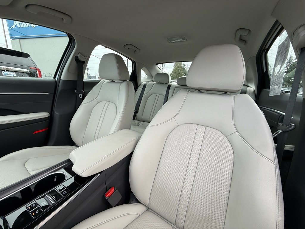 Used 2022 Hyundai Sonata Limited image 12