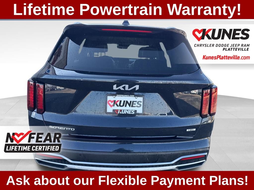Used 2023 Kia Sorento EX image 5
