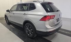Used 2024 Volkswagen Tiguan SE FWD image 12