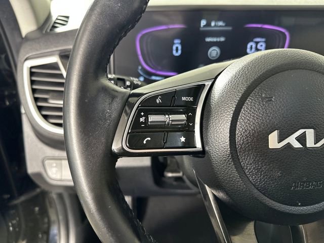 Used 2025 Kia Seltos S image 15