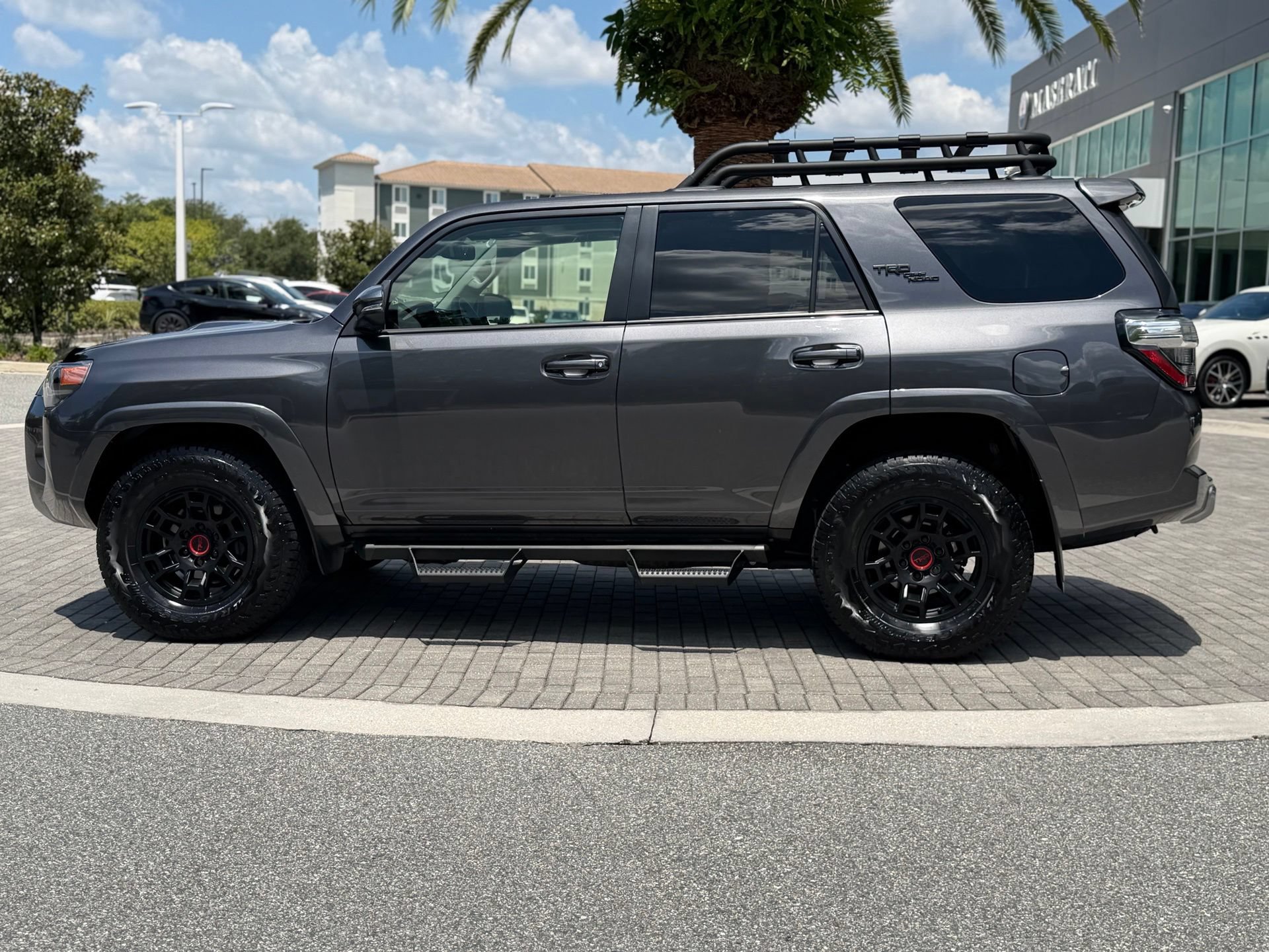 Used 2022 Toyota 4Runner TRD Off-Road Premium AWD/4WD image 7