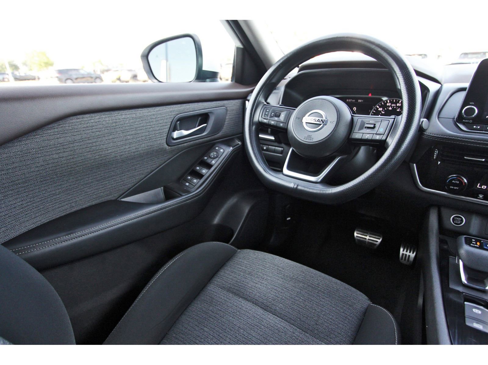 Used 2021 Nissan Rogue SV AWD/4WD image 11