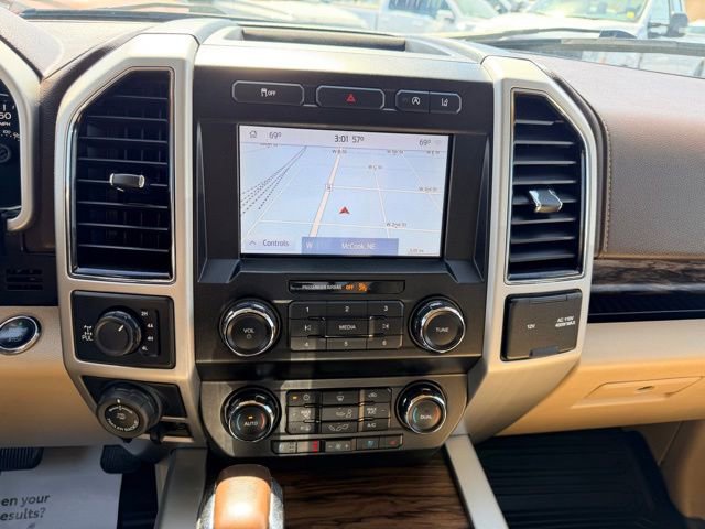 Used 2020 Ford F150 Lariat image 26