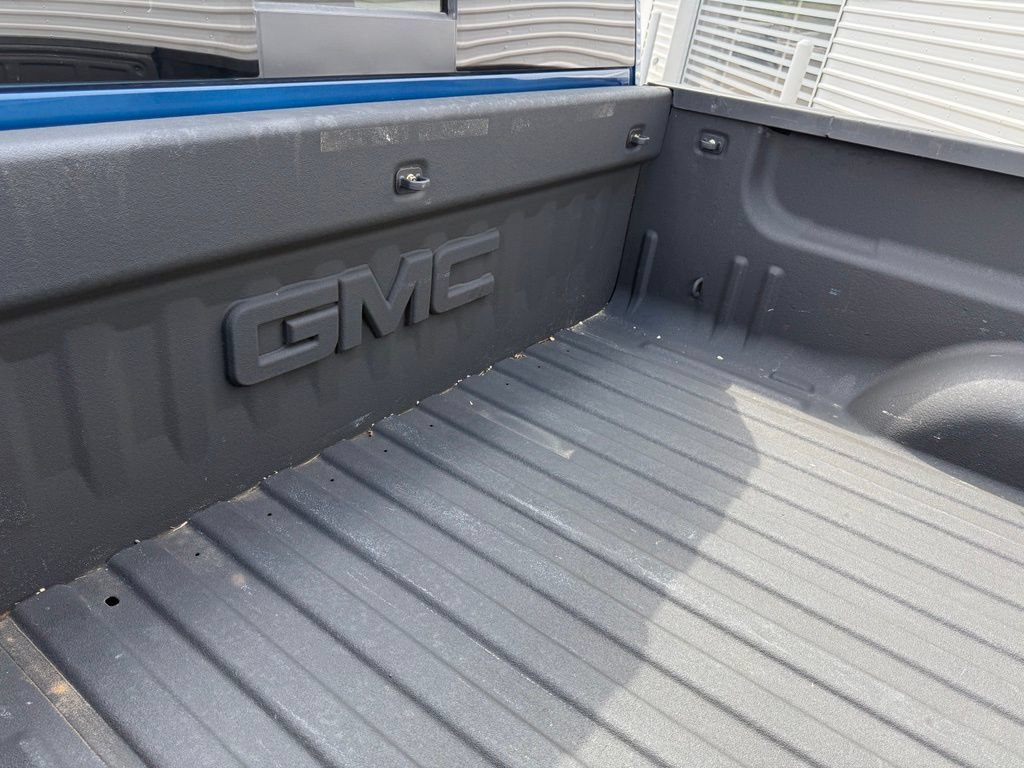 Used 2019 GMC Sierra 2500 SLT w/ Duramax Plus Package AWD/4WD image 17