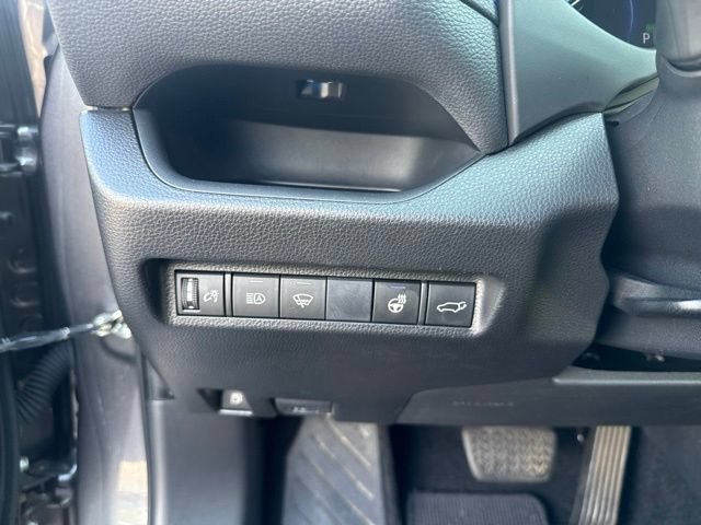 Used 2020 Toyota RAV4 XSE w/ XSE Grade Weather Package AWD/4WD image 26