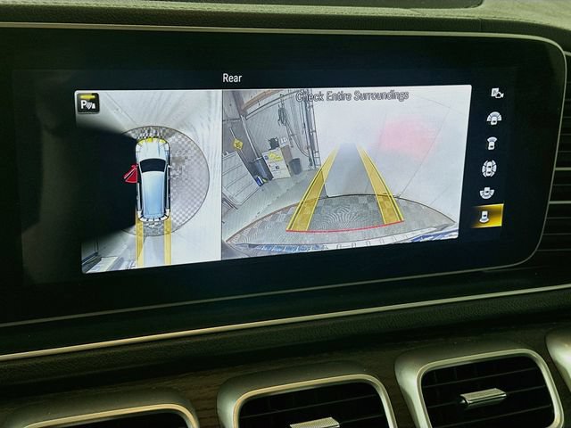 Used 2021 Mercedes-Benz GLS 580 4MATIC image 18