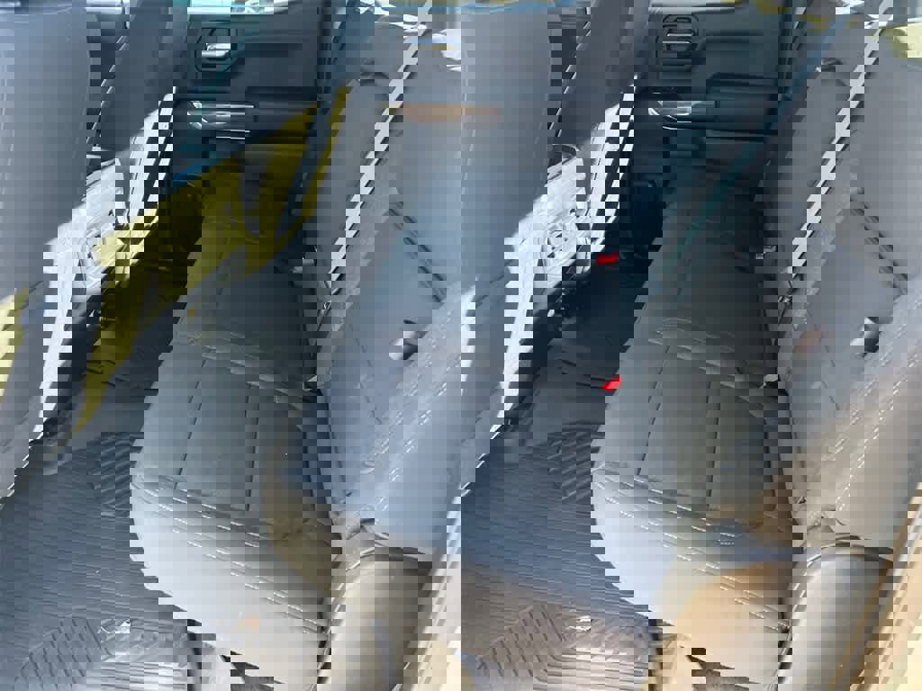 Used 2021 Chevrolet Silverado 1500 RST image 18