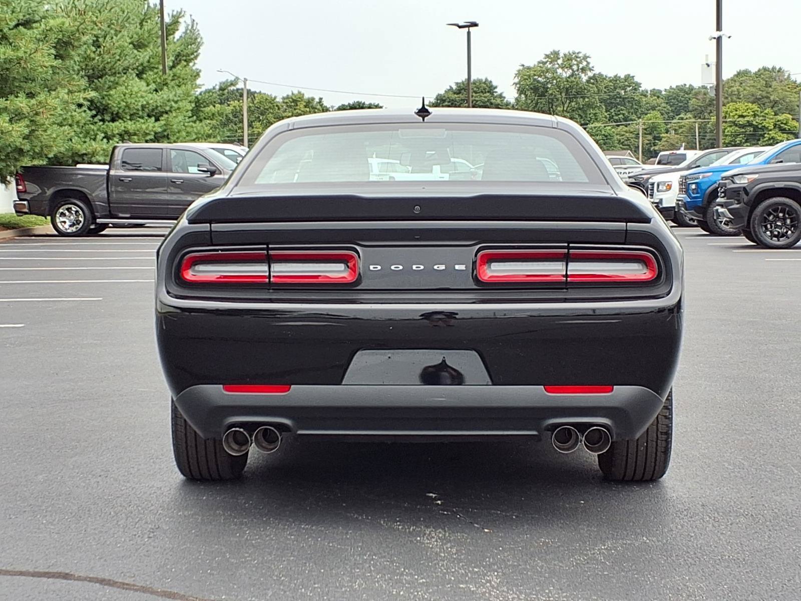 Used 2023 Dodge Challenger SXT RWD image 26
