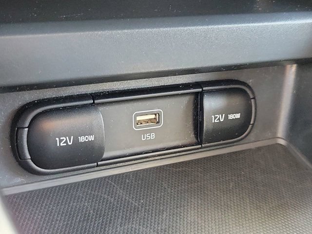Used 2024 Kia Soul LX w/ Option Group 015 FWD image 27
