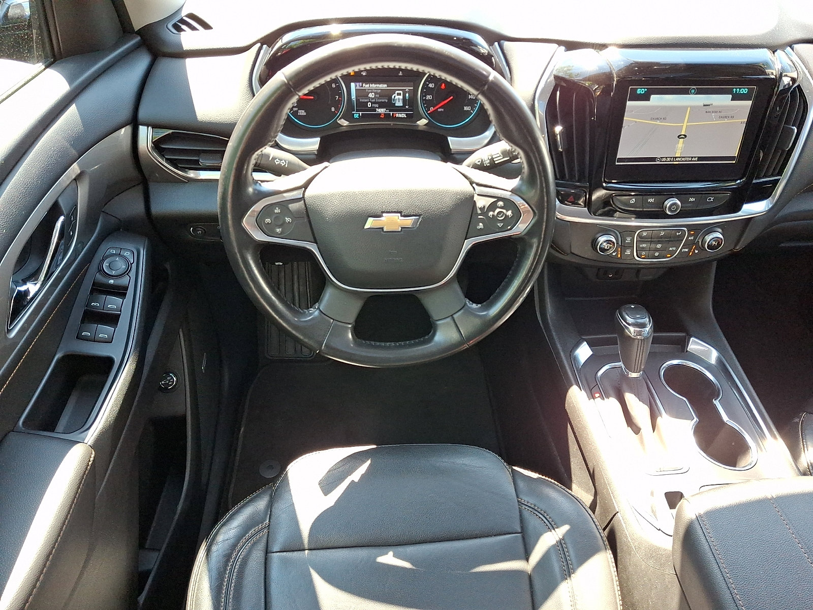 Certified 2019 Chevrolet Traverse LT w/ LT Premium Package AWD/4WD image 14