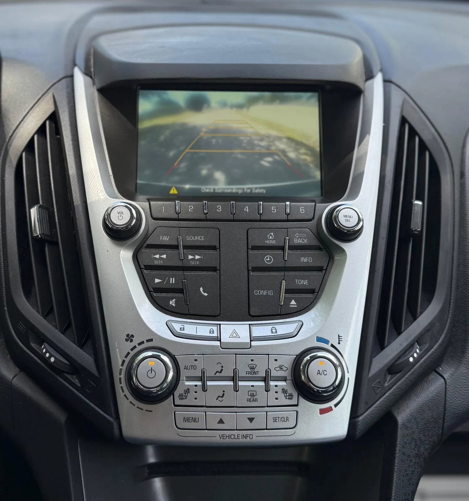 Used 2015 Chevrolet Equinox LT w/ Power Convenience Package image 11