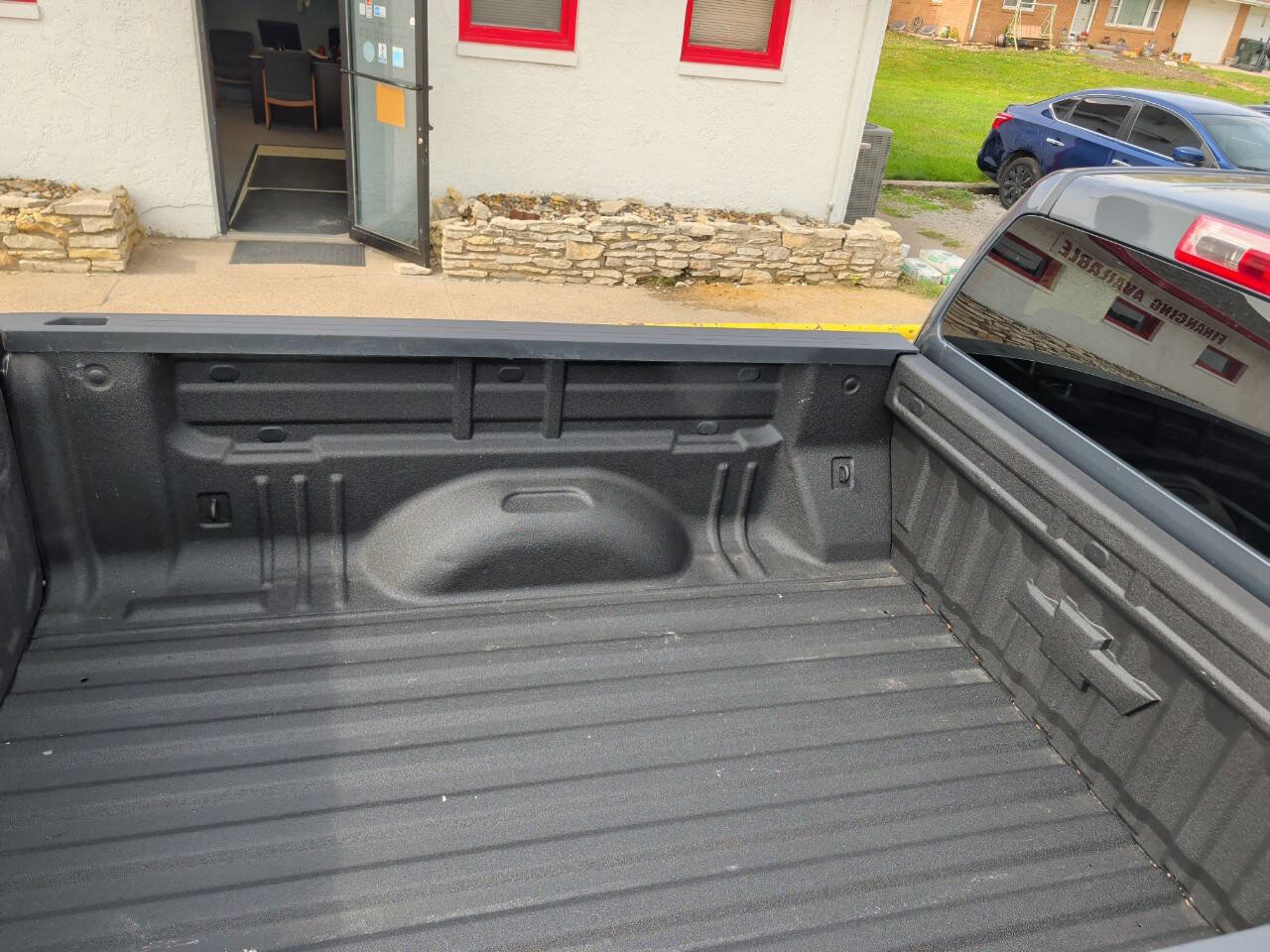 Used 2015 Chevrolet Colorado LT w/ LT Convenience Package image 8