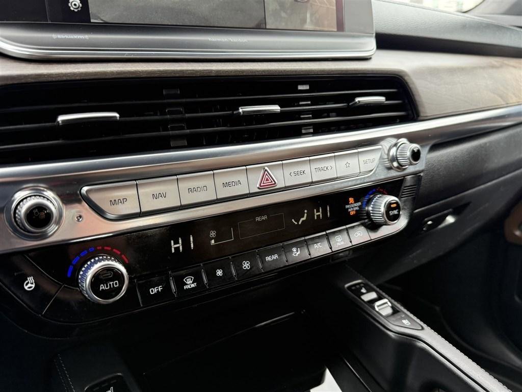 Used 2022 Kia Telluride SX w/ SX Prestige Package image 42
