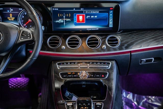 Used 2018 Mercedes-Benz E 300 E 300 image 18