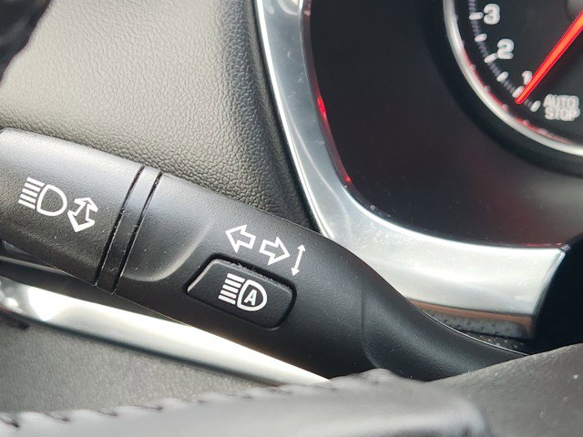 Used 2022 Chevrolet Traverse Premier w/ Redline Edition image 41