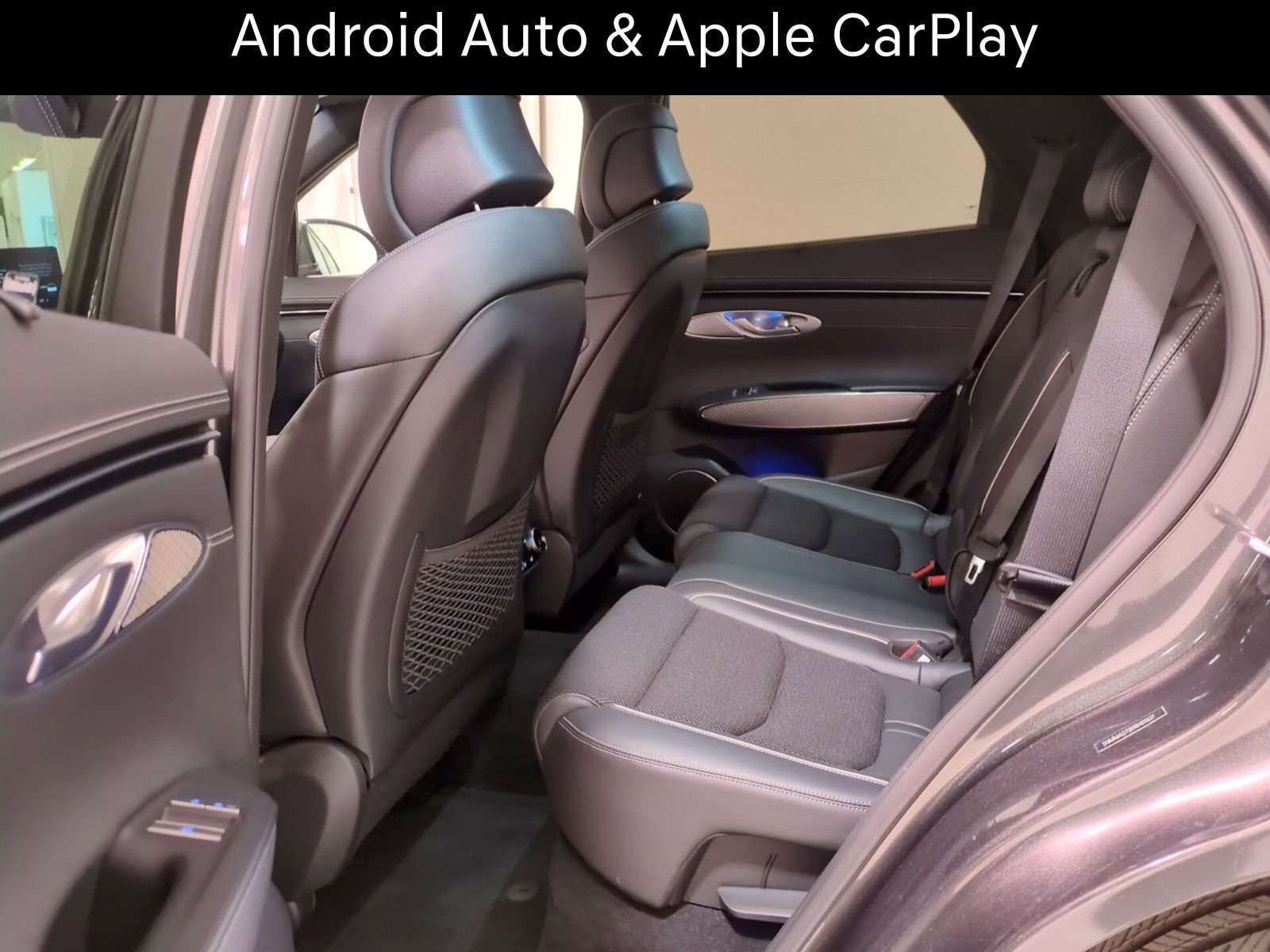 Certified 2024 Genesis GV70 2.5T w/ Sport Prestige Package image 17