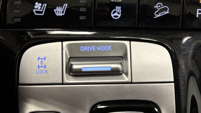 Used 2024 Hyundai Tucson Limited AWD/4WD image 35