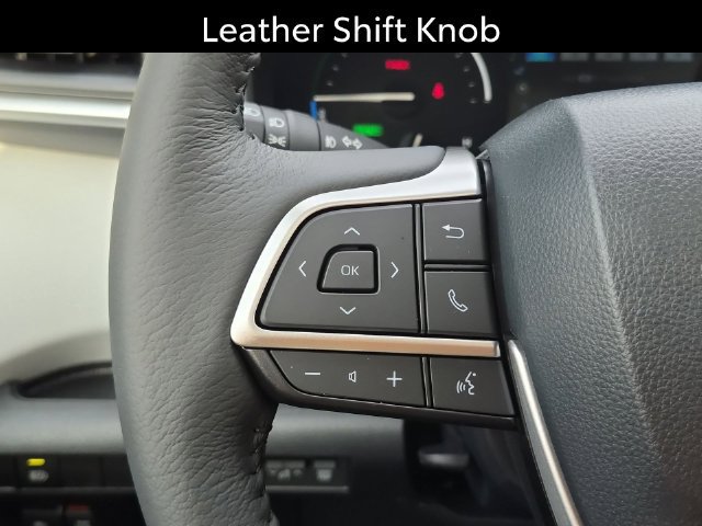 Certified 2026 Toyota Sienna XLE FWD image 18