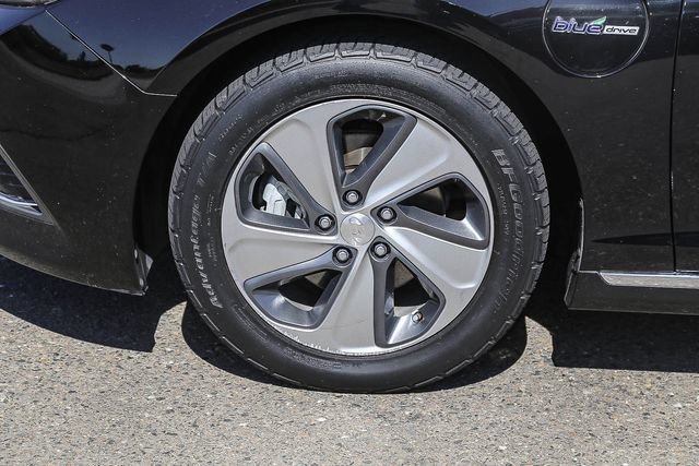 Used 2016 Hyundai Sonata Limited FWD image 11