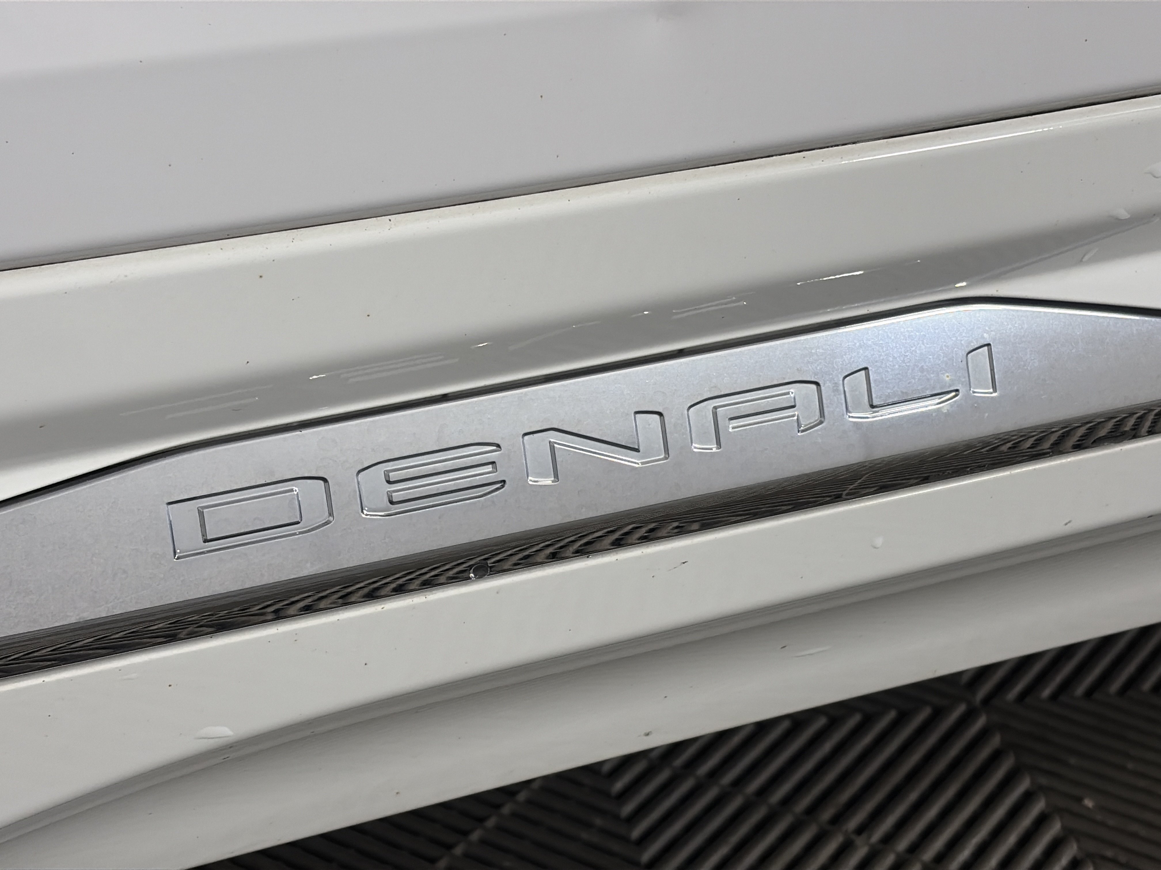 Used 2023 GMC Terrain Denali AWD/4WD image 18